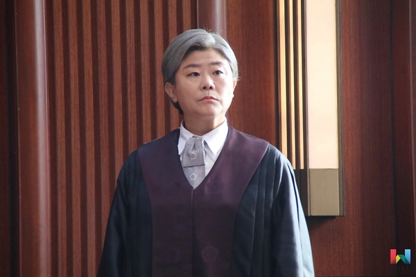 「李姃垠」人物全解析：曾因沒有演戲天賦患「鏡頭恐懼」，超市賣醬油成銷售冠軍！