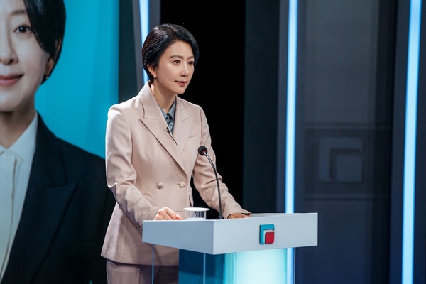 近期Netflix韓劇觀看次數排行！《她的日與夜》打敗《名校的階梯》登第2，冠軍是大黑馬