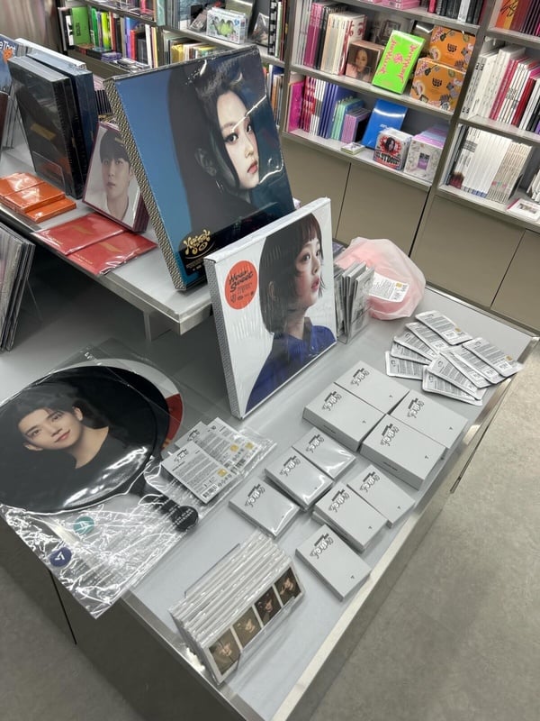 專輯哪裡買？8間KPOP專輯線下實體店整理 這幾間還有抽卡機和複合拍貼機！