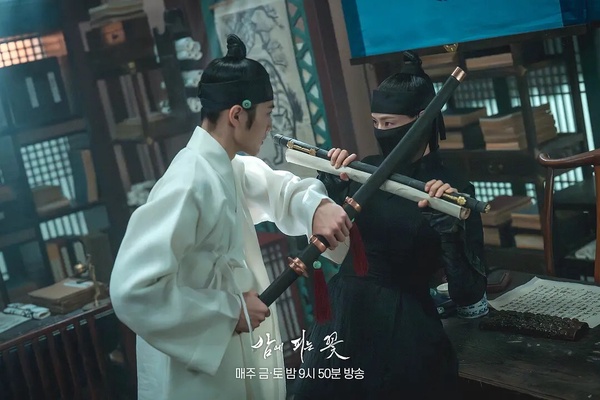 張娜拉新劇收視好狂！2024韓劇首播收視TOP10，《淚之女王》第5輸《好搭擋》，冠軍是它