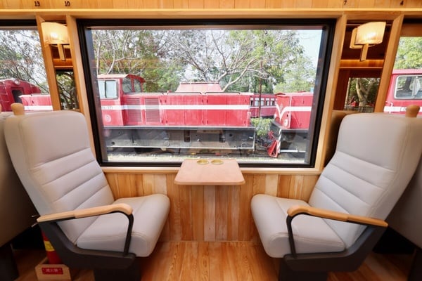 阿里山檜木火車「福森號」即將正式營運！舒適座椅、質感車廂重磅登場！