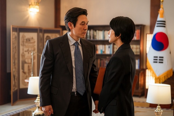 近期最熱門韓劇TOP10！《紅天鵝》第6，《好搭擋》第3輸《她的日與夜》，冠軍是大黑馬
