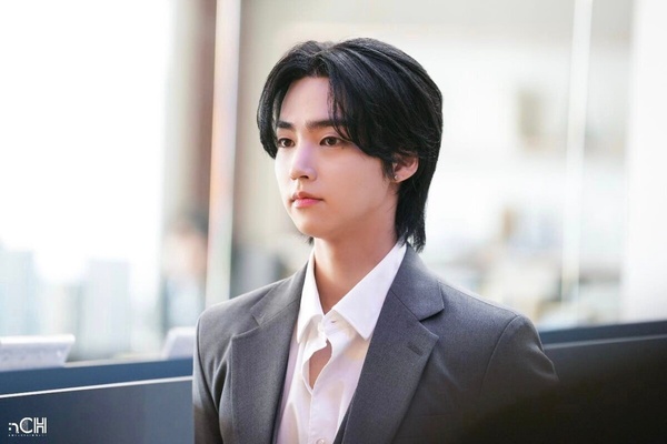 《她的日與夜》男二「高原」白敘厚6件事!曾出演《美男堂》,差點男團出道卻慘被開除