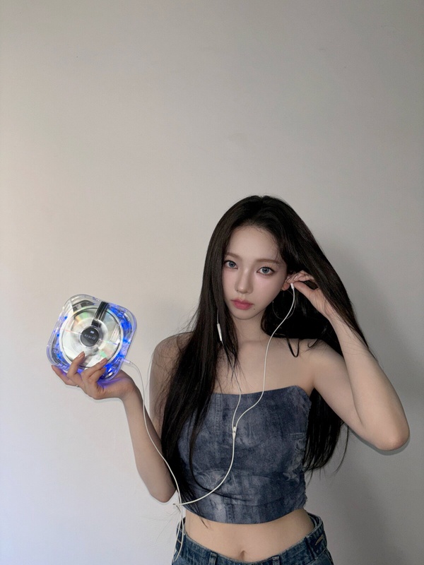 Kpop專輯小卡不再吸睛！特殊內容物引粉絲收藏