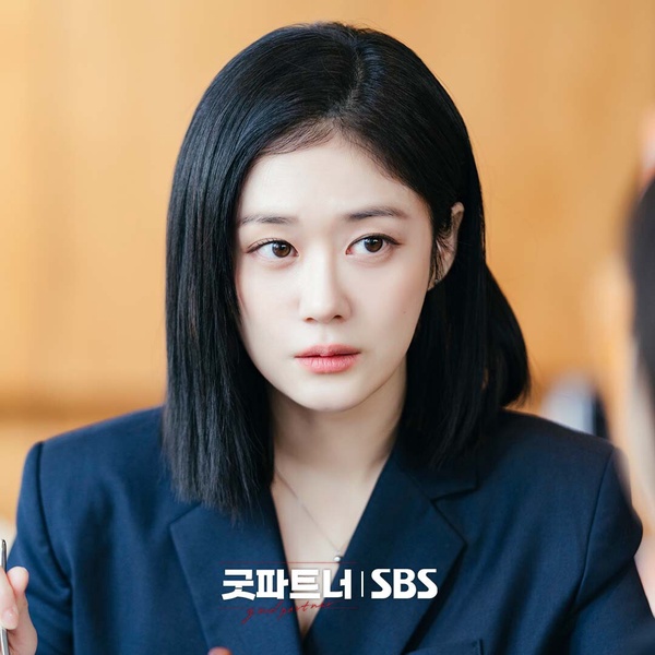 網議2024「最值得追」韓劇！《碰撞搜查線》第6輸《好搭擋》，冠軍打敗《背著善宰跑》