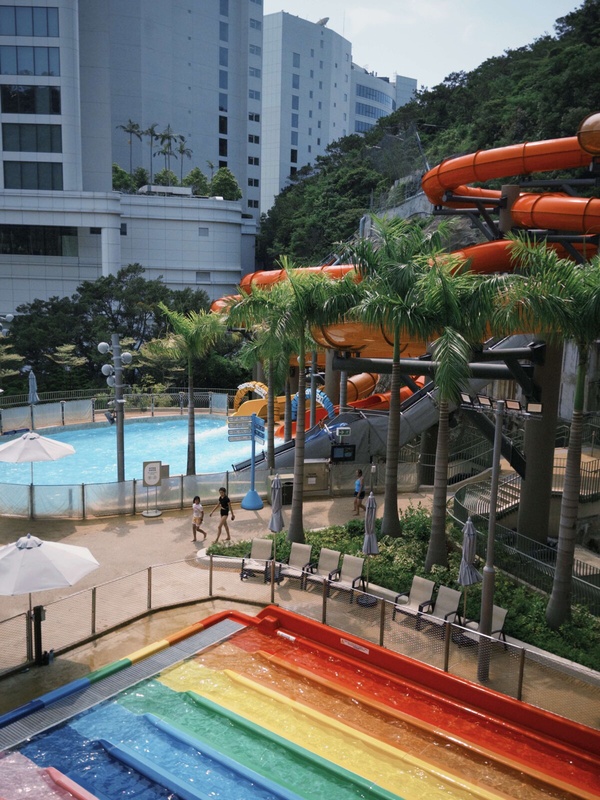 香港必訪景點！「香港海洋公園」玩法攻略，刺激遊樂設施、海岸纜車、香港復古小吃都有