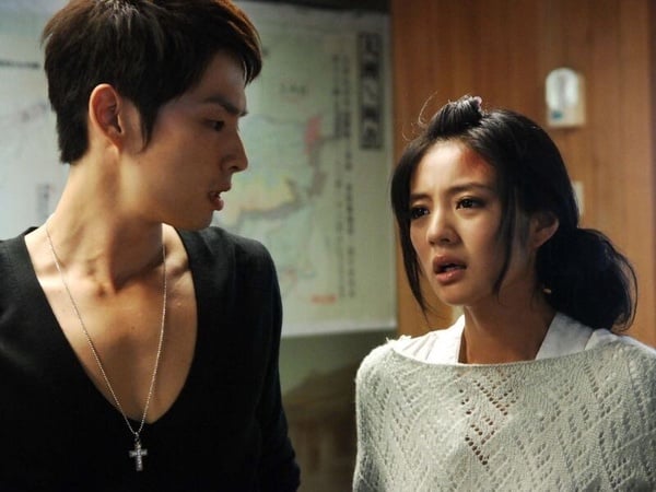 網推10部Netflix「必看愛情劇」！《我們不能是朋友》好禁忌，第二部主角演完變真情侶