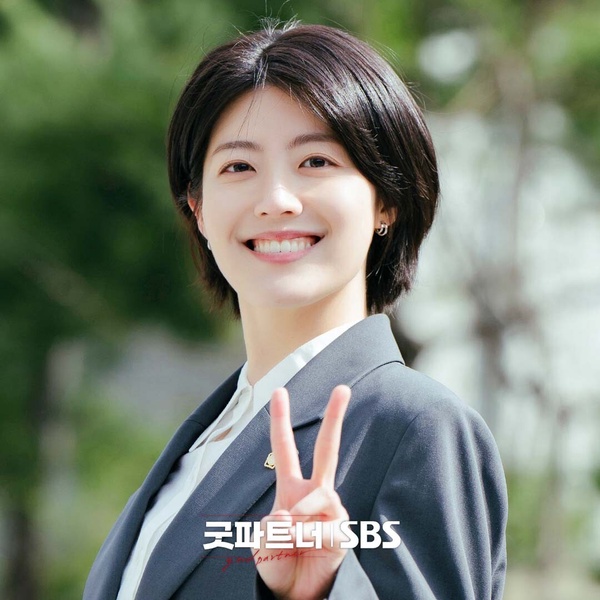 近期韓劇演員熱度TOP10！《她的日與夜》鄭恩地第8輸《好搭檔》張娜拉，冠軍是大黑馬！