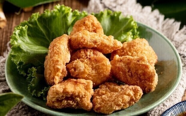 8月生日優惠餐廳:飛機河粉-送越南炸雞一份