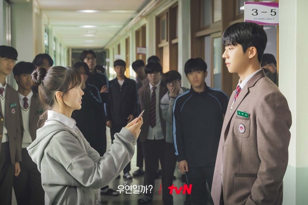 七月韓劇「收視排行」TOP5！《是偶然嗎？》第3輸《她的日與夜》，冠軍播3集就飆破10%