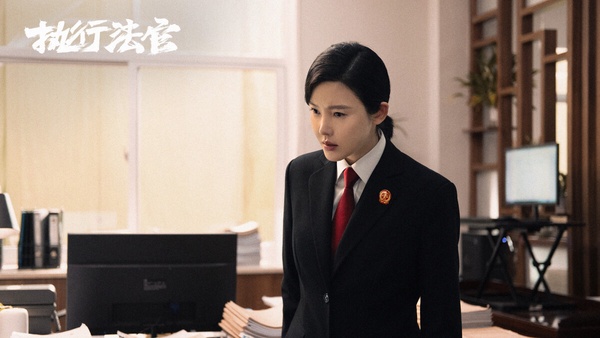 七月陸劇網播量TOP10!《玫瑰的故事》8.3億,《長相思》9.7億,冠軍唯一衝破10億大關