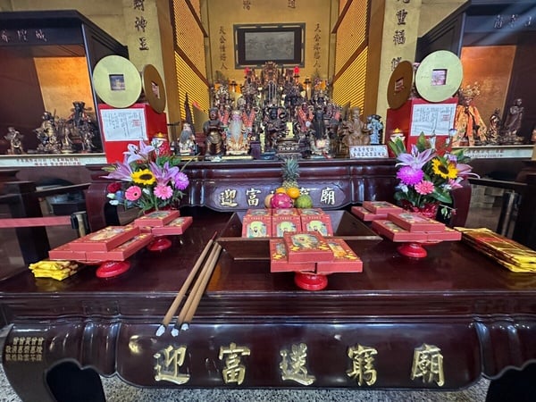 全台唯一「送窮廟」！步驟拜對把五路財富接回家！