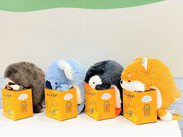 7-11「七夕情人節新品」開賣!Kitty花束娃娃、維尼&小豬玩偶太萌,再推甜點、咖啡優惠