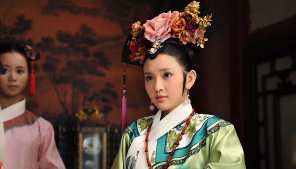網議《甄嬛傳》10位配角娘娘近況發展！毛曉彤、譚松韻成演技派，熱依扎是首位85視后！