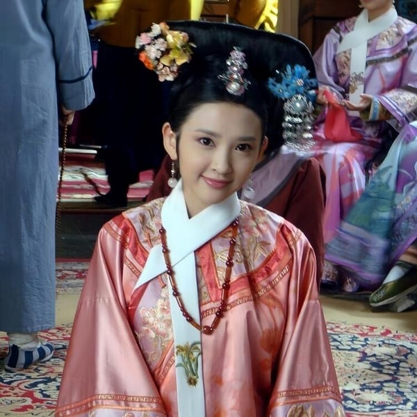 網議《甄嬛傳》10位配角娘娘近況發展！毛曉彤、譚松韻成演技派，熱依扎是首位85視后！