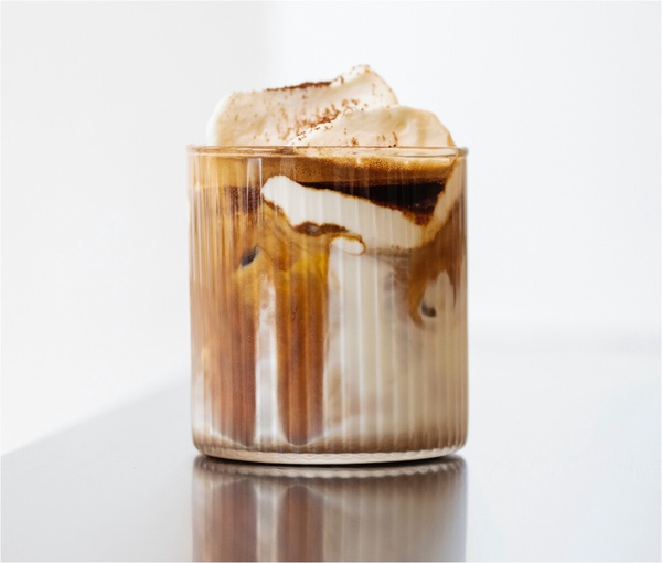 咖啡控必喝！澳洲咖啡LEIBLE COFFEE首店登台插旗士林，冰奶油咖啡、抹茶拿鐵限定必喝