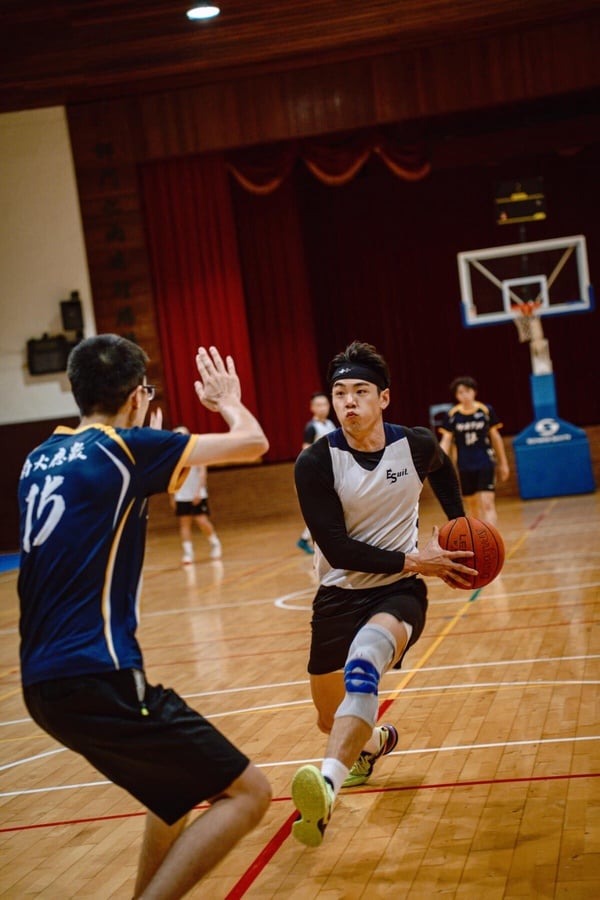 10位曾是運動員台劇演員！許光漢是桌球好手，邱澤排球球齡18年，阮經天差點比奧運！