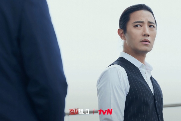 近期最熱門韓劇TOP10!《是偶然嗎》打敗《她的日與夜》&《紅天鵝》登第4,冠軍是大黑馬
