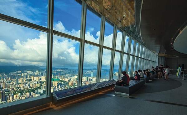 香港旅遊景點！香港微奢旅行：天際100飽覽香港、昂坪360全景水晶纜車、哆啦A夢展必去