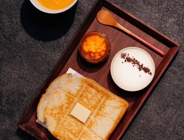 早餐就開吃!小小樹食「0km山物所」從早餐就開吃供應!