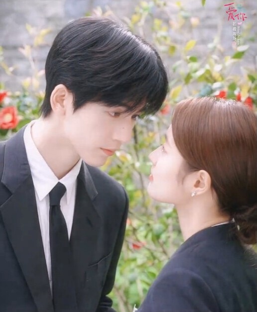 10部陸劇七夕情人節新劇照!《私藏浪漫》《難哄》甜，第9部重生劇看點不輸《墨雨雲間》