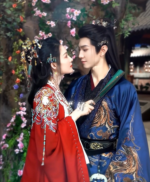 10部陸劇七夕情人節新劇照!《私藏浪漫》《難哄》甜，第9部重生劇看點不輸《墨雨雲間》