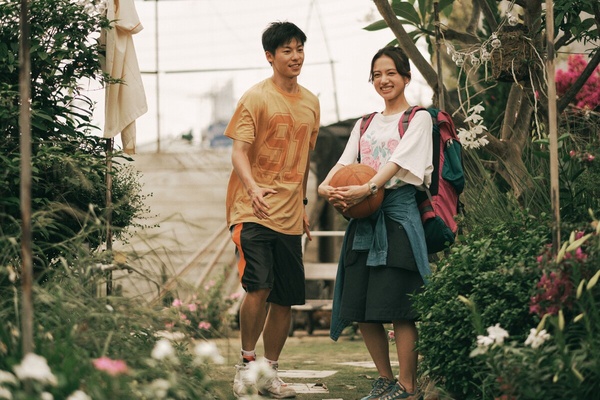 網推Netflix「值得一看」愛情國片！許光漢《青春18×2》好純愛，第5部日韓都翻拍！