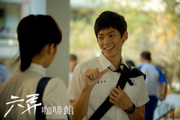 網推Netflix「值得一看」愛情國片！許光漢《青春18×2》好純愛，第5部日韓都翻拍！