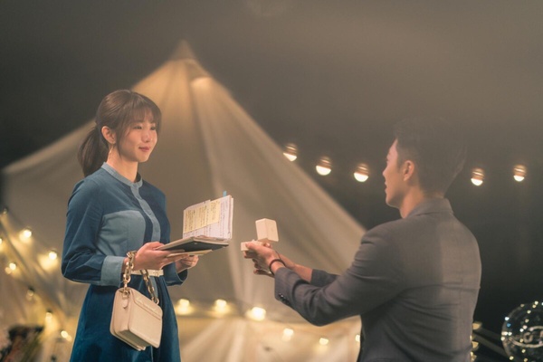 網推Netflix「值得一看」愛情國片！許光漢《青春18×2》好純愛，第5部日韓都翻拍！