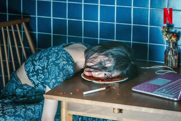 Netflix《無聲蛙鳴》看點+劇情介紹：李姃垠化身警察局長辦案，高旻示瘋癲邪笑超驚悚！