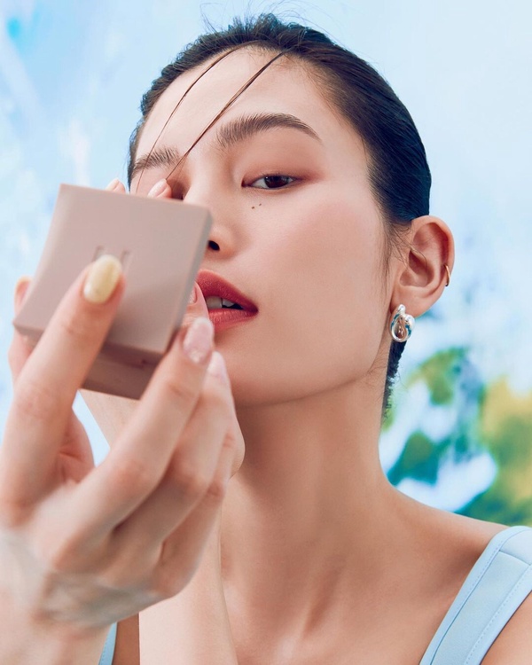 不失手眼影技巧!+2024眼影盤新品推薦