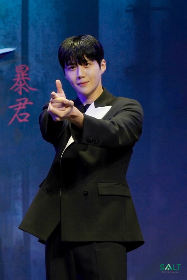金宣虎有望出演《魅惑》二搭秀智！「2024最高產」韓劇演員，金秀賢2部，他有足足5部！