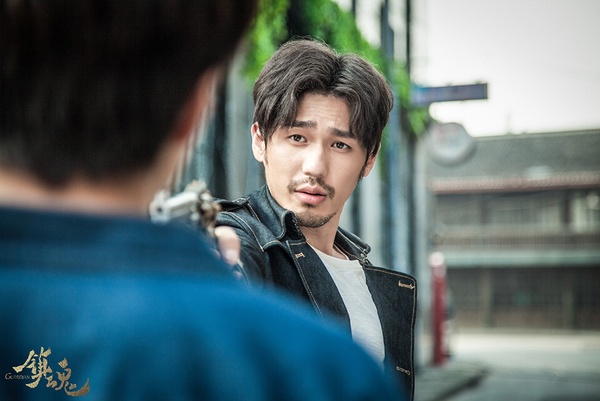 10位陸劇男星同齡不同命！《私藏浪漫》魏哲鳴結過婚，檀健次爆火，有兩位紅過卻過氣了