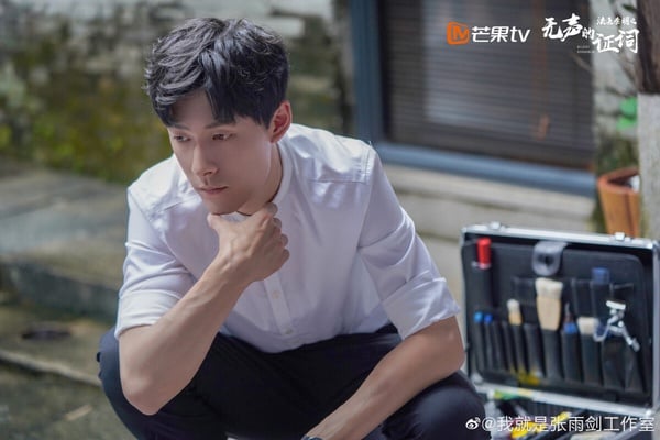 10位陸劇男星同齡不同命！《私藏浪漫》魏哲鳴結過婚，檀健次爆火，有兩位紅過卻過氣了
