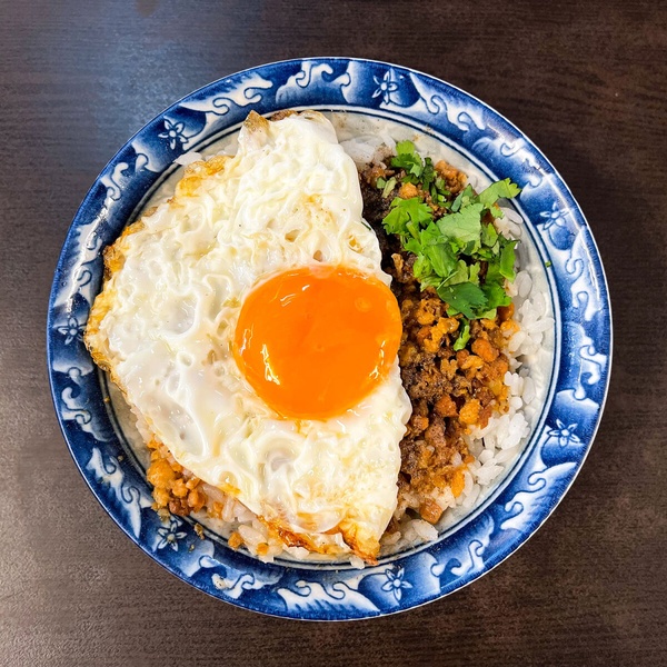 2024 必比登美食出爐！台北六家、高雄五家新入選，「黃記魯肉飯、麵鋪」平民美食黑馬
