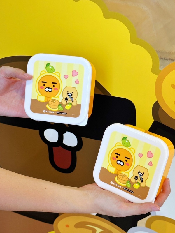 萊恩粉必買!春上布丁蛋糕聯名KAKAO FRIENDS「青檸蛋糕」,免費送提袋還有萊恩加價購