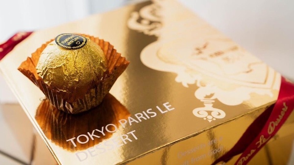 蛋黃酥推薦！東京巴黎甜點「金莎菠蘿蛋黃酥」變金莎登場！紅帽子也推新品焦糖夾心餅乾