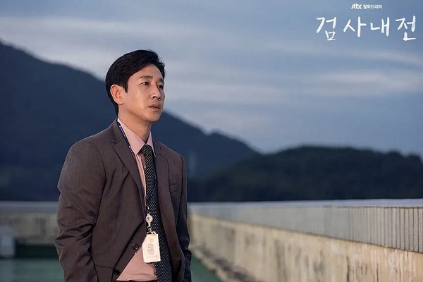 術業有專攻!《好搭檔》編劇是離婚律師,《檢察官內傳》編劇當了18年檢察官,部部成經典