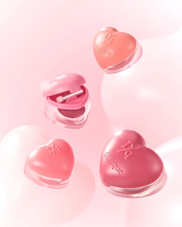 Olive young 8月彩妝新品整理：Wakemake超美眼頰多用盤、Dasique兩用愛心唇泥