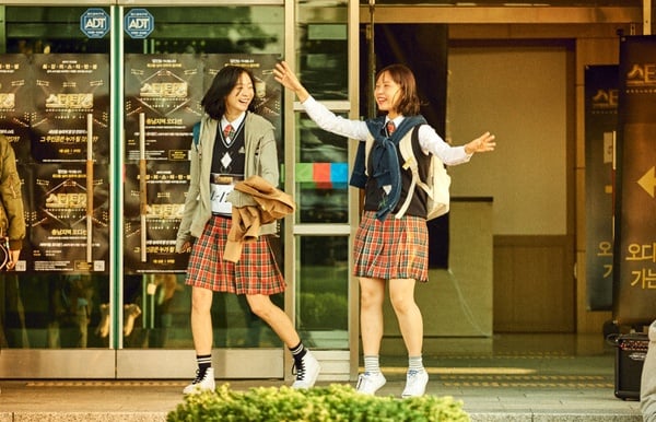 「黑色電影教父」朴勳政經典作品：金多美《魔女》系列必看，網敲碗《暴君》第二季！