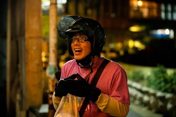 Netflix《正港分局》吸睛配角！木曜4全員出演，坤達扮宅男，邰哥氣勢力壓許光漢、王淨