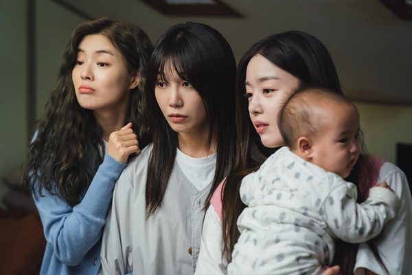 韓劇10組「滿分閨蜜」:《媽媽朋友的兒子》元音超寵石榴.《她的日與夜》都可是微進後盾