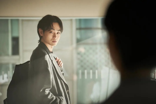 日網票選「2024最佳」韓劇TOP10！《背著善宰跑》第7輸《低谷醫生》，冠軍從頭精彩到尾