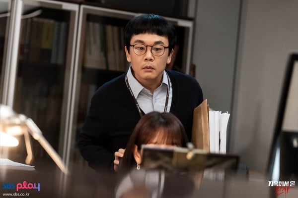 《來自地獄的法官》劇情、角色介紹：朴信惠演技大爆發，惡魔私刑取代法庭判決