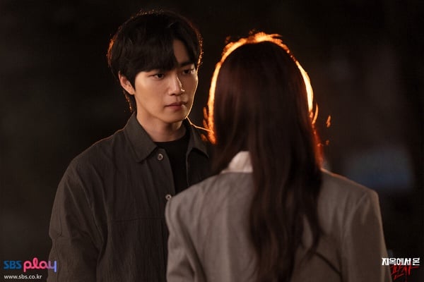 《來自地獄的法官》劇情、角色介紹：朴信惠演技大爆發，惡魔私刑取代法庭判決
