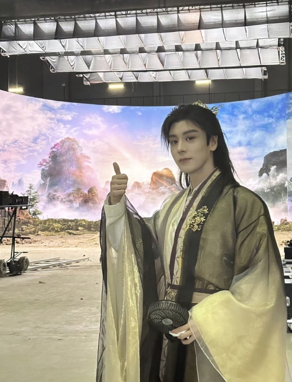 關於《私藏浪漫》魏哲鳴的十件事：早婚早離、先上班再演戲？靠實力成為「人間理想」！