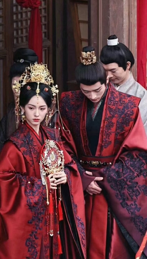 2024古裝劇大婚10個紅嫁衣！《柳舟記》結局王楚然美翻，趙今麥華麗，李沁這套卻被嫌醜