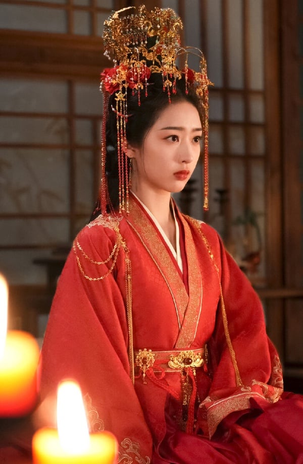 2024古裝劇10款紅嫁衣！《柳舟記》結局王楚然美翻，趙今麥華麗，《慶餘年》這套被嫌醜