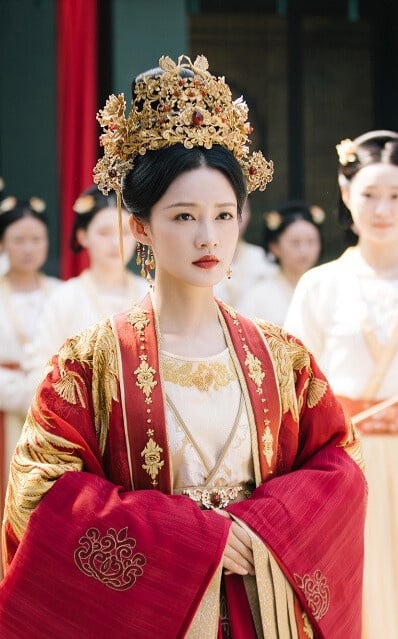 2024古裝劇10款紅嫁衣！《柳舟記》結局王楚然美翻，趙今麥華麗，《慶餘年》這套被嫌醜