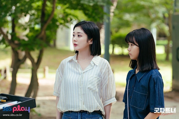 8月觀眾最愛韓劇TOP6!《媽媽朋友的兒子》落榜《法官大人》第5,《好搭檔》前排不意外